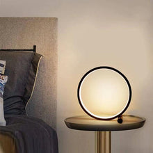 Carregar imagem no visualizador da galeria, Luminária de Mesa LED e Touch Moderna