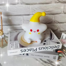 Carregar imagem no visualizador da galeria, Luminária Infantil em Silicone Estrela
