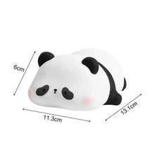 Carregar imagem no visualizador da galeria, Luminária Infantil em Silicone Panda Dorminhoco
